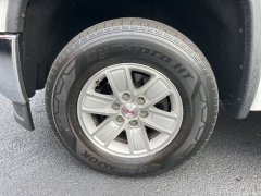 Used 2014  GMC Sierra 1500 4WD Crew Cab SLE at Clutts Auto Sales near Hazard&comma; KY