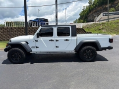Used 2020  Jeep Gladiator Crew Cab Sport at Clutts Auto Sales near Hazard&comma; KY