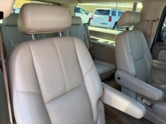 Used 2007  Chevrolet Suburban 1500 SUV 4WD LTZ at Clutts Auto Sales near Hazard&comma; KY