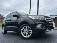  2017 Ford Escape 4d SUV FWD SE at Clutts Auto Sales near Hazard&comma; KY