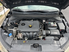 Used 2019  Hyundai Elantra 4d Sedan SE Auto at Clutts Auto Sales near Hazard&comma; KY