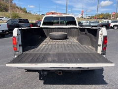 Used 2002  Dodge Ram 3500 2WD Quad Cab SLT at Clutts Auto Sales near Hazard&comma; KY