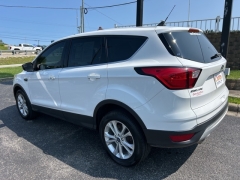 Used 2019 Ford Escape 4d SUV 4WD SE at Clutts Auto Sales near Hazard, KY