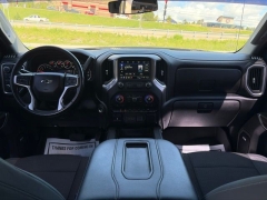 Used 2021  Chevrolet Silverado 1500 4WD Crew Cab 147" RST at Clutts Auto Sales near Hazard&comma; KY