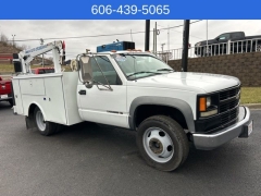 Used 2001  Chevrolet Silverado 3500 Cab-Chassis 2WD Reg Cab 137" at Clutts Auto Sales near Hazard&comma; KY