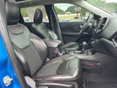 Used 2020 Jeep Cherokee 4d SUV 4WD Trailhawk 3.2L at Clutts Auto Sales near Hazard, KY
