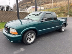 Used 1998  GMC Sonoma Pickup 2WD Ext Cab SLS at Clutts Auto Sales near Hazard&comma; KY
