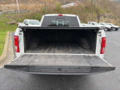 Used 2017  Ford F-150 4WD SuperCrew XL 6 1&sol;2 at Clutts Auto Sales near Hazard&comma; KY
