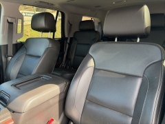 Used 2018  GMC Yukon 4d SUV 4WD SLT at Clutts Auto Sales near Hazard&comma; KY