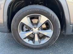 Used 2019  Jeep Cherokee 4d SUV 4WD Limited 2&period;0L Turbo at Clutts Auto Sales near Hazard&comma; KY