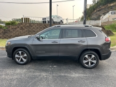 Used 2019 Jeep Cherokee 4d SUV 4WD Limited 2.0L Turbo at Clutts Auto Sales near Hazard, KY