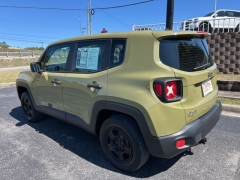 Used 2015 Jeep Renegade 4d SUV 4WD Sport at Clutts Auto Sales near Hazard, KY