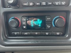 Used 2004  GMC Yukon 4d SUV 4WD SLE at Clutts Auto Sales near Hazard&comma; KY