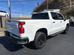 Used 2021  Chevrolet Silverado 1500 4WD Crew Cab 147" LT Trail Boss at Clutts Auto Sales near Hazard, KY