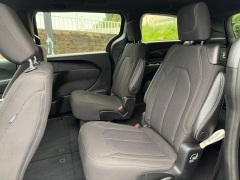Used 2023  Chrysler Pacifica Touring FWD at Clutts Auto Sales near Hazard&comma; KY