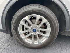 Used 2022 Ford Escape SE AWD at Clutts Auto Sales near Hazard, KY