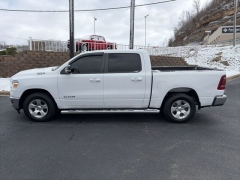 Used 2022  Ram 1500 4WD Big Horn Crew Cab 5'7" Box at Clutts Auto Sales near Hazard&comma; KY