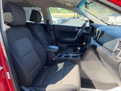 Used 2019  Kia Sportage 4d SUV FWD LX w&sol;Popular Pkg at Clutts Auto Sales near Hazard&comma; KY