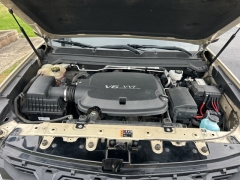 Used 2021  Chevrolet Colorado 4WD Crew Cab 128" ZR2 at Clutts Auto Sales near Hazard, KY