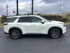Used 2022  Nissan Pathfinder SV 4WD at Clutts Auto Sales near Hazard&comma; KY