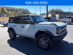 Used 2022  Ford Bronco Base 4 Door 4x4 at Clutts Auto Sales near Hazard&comma; KY
