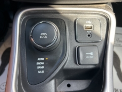 Used 2018 Jeep Compass 4d SUV 4WD Latitude at Clutts Auto Sales near Hazard, KY