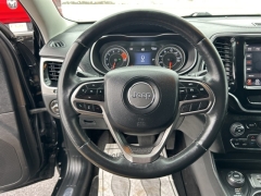 Used 2019  Jeep Cherokee 4d SUV 4WD Limited 3&period;2L at Clutts Auto Sales near Hazard&comma; KY