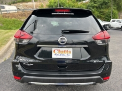 Used 2020 Nissan Rogue 4d SUV AWD SV at Clutts Auto Sales near Hazard, KY