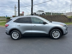 Used 2022 Ford Escape SE AWD at Clutts Auto Sales near Hazard, KY