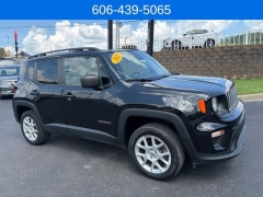 Used 2022  Jeep Renegade Latitude 4x4 at Clutts Auto Sales near Hazard&comma; KY