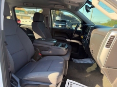 Used 2017  Chevrolet Silverado 1500 4WD Crew Cab LT at Clutts Auto Sales near Hazard&comma; KY
