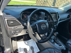 Used 2020 Jeep Cherokee 4d SUV 4WD Trailhawk 3.2L at Clutts Auto Sales near Hazard, KY