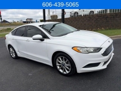 Used 2017  Ford Fusion 4d Sedan SE 2&period;5L at Clutts Auto Sales near Hazard&comma; KY
