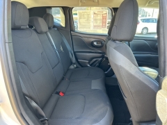 Used 2018  Jeep Renegade 4d SUV 4WD Latitude Altitude at Clutts Auto Sales near Hazard&comma; KY