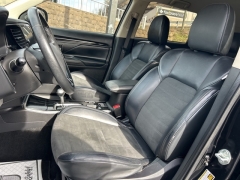 Used 2019  Mitsubishi Outlander 4d SUV FWD SE at Clutts Auto Sales near Hazard&comma; KY