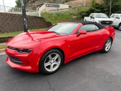 Used 2019  Chevrolet Camaro 2d Convertible 1LT V6 at Clutts Auto Sales near Hazard&comma; KY