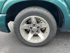 Used 1998  GMC Sonoma Pickup 2WD Ext Cab SLS at Clutts Auto Sales near Hazard&comma; KY