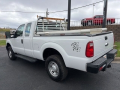 Used 2016  Ford Super Duty F-250 4WD Supercab XL at Clutts Auto Sales near Hazard&comma; KY