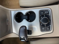 Used 2015  Jeep Grand Cherokee 4d SUV 4WD Overland at Clutts Auto Sales near Hazard&comma; KY
