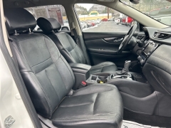 Used 2018  Nissan Rogue 4d SUV AWD SL at Clutts Auto Sales near Hazard&comma; KY