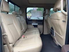 Used 2019  Ford F-150 4WD SuperCrew Lariat 5 1&sol;2 at Clutts Auto Sales near Hazard&comma; KY