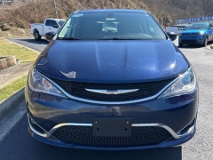 Used 2020  Chrysler Pacifica 4d Wagon Touring at Clutts Auto Sales near Hazard&comma; KY