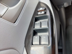 Used 2012  Toyota Sienna 4d Wagon LE V6 at Clutts Auto Sales near Hazard&comma; KY