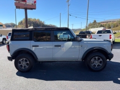 Used 2022  Ford Bronco Base 4 Door 4x4 at Clutts Auto Sales near Hazard&comma; KY