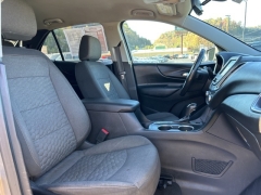 Used 2018  Chevrolet Equinox 4d SUV AWD LT w/1LT at Clutts Auto Sales near Hazard, KY