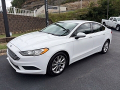 Used 2017  Ford Fusion 4d Sedan SE 2&period;5L at Clutts Auto Sales near Hazard&comma; KY