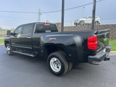 Used 2019 GMC Sierra 3500 4WD Crew Cab Denali DRW at Clutts Auto Sales near Hazard, KY