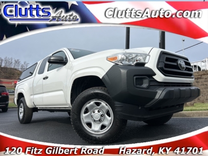 2021 Toyota Tacoma SR's photo