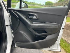 Used 2017 Chevrolet Trax 4d SUV FWD LS at Clutts Auto Sales near Hazard, KY