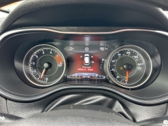 Used 2019  Jeep Cherokee 4d SUV 4WD Trailhawk 3.2L at Clutts Auto Sales near Hazard, KY